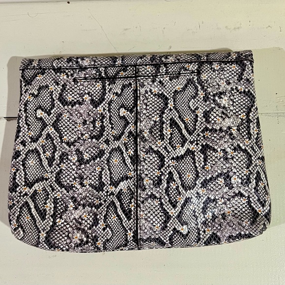 Hammitt Med VIP Daisy Snake NWT - Picture 2 of 5